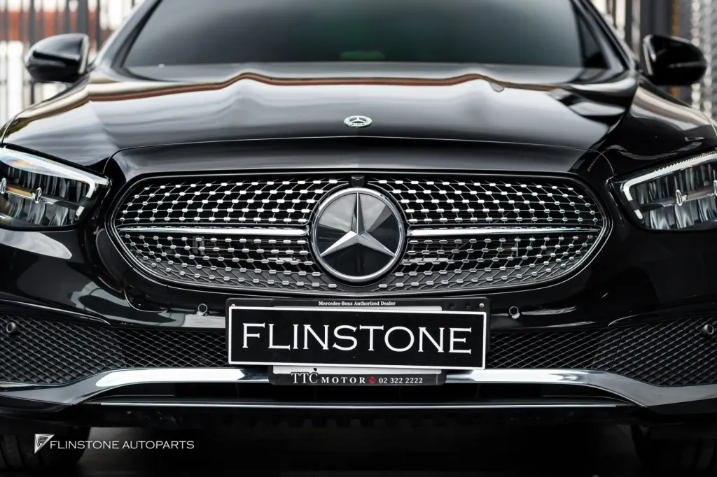 Mercedes Benz W213 กระจัง โลโก้ AMG