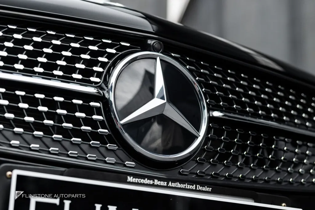 Mercedes Benz W213 กระจัง โลโก้ AMG