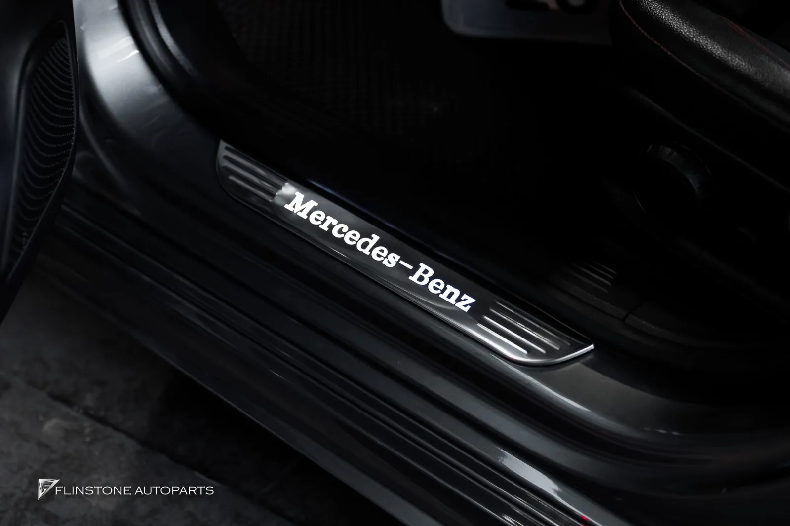 Mercedes Benz Aclass กาบบันได LED