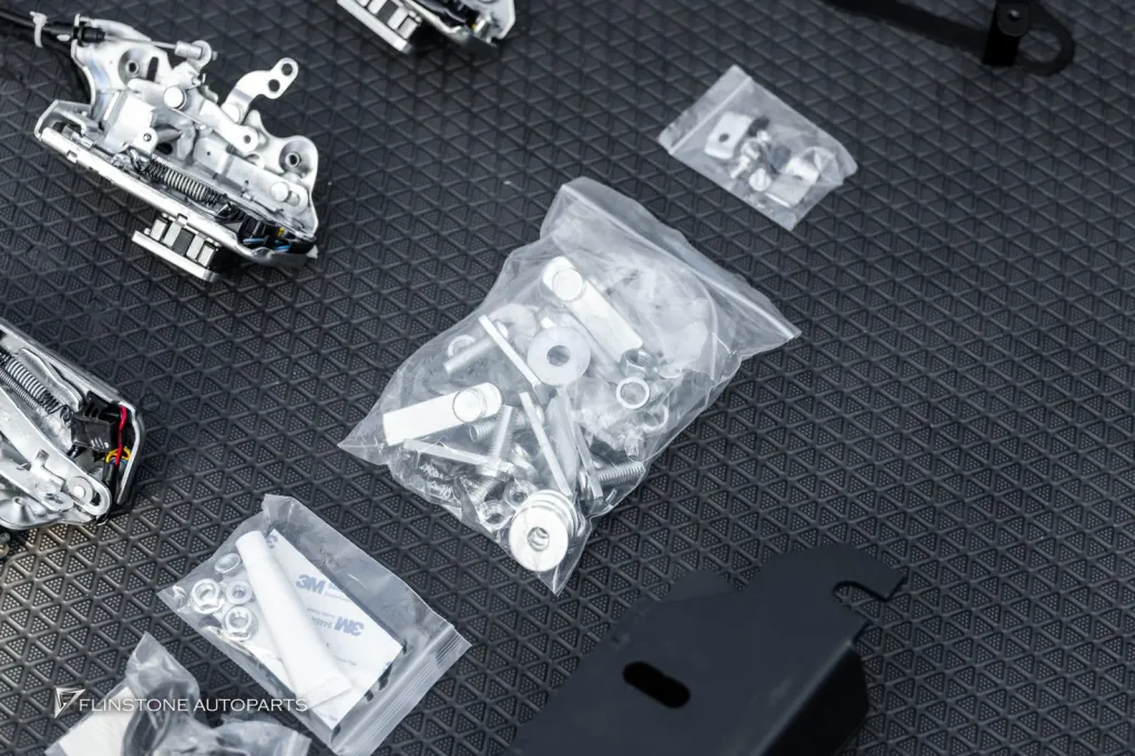 Mercedes Benz Gclass 滑动侧踏板电吸门 Keyless