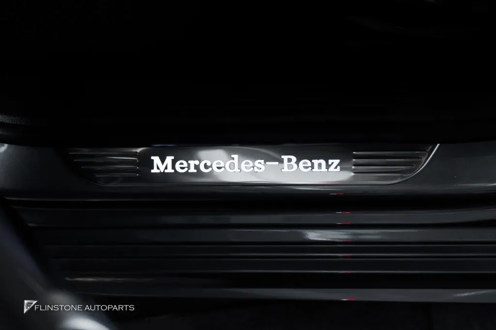 Mercedes Benz Aclass กาบบันได LED
