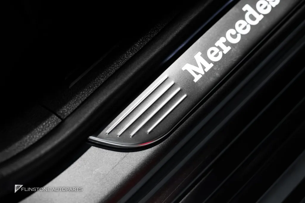 Mercedes Benz Aclass กาบบันได LED