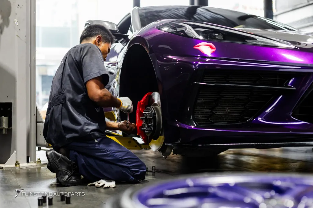 Corvette C8 เปลี่ยนผ้าเบรค