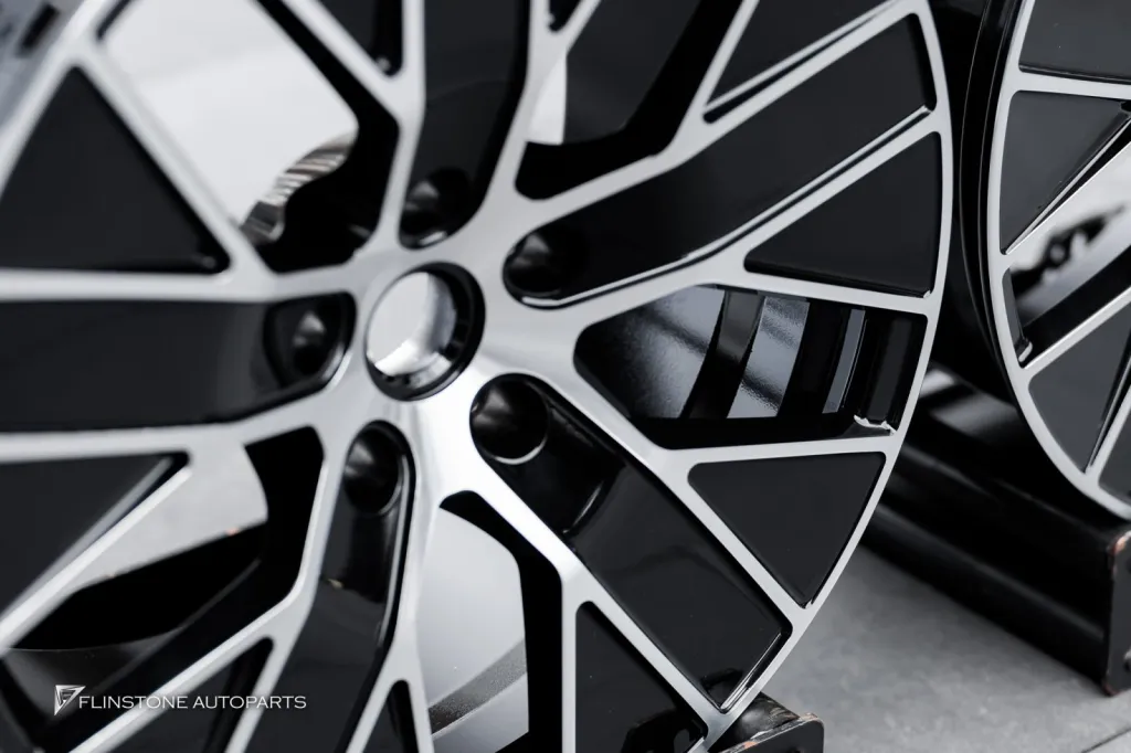 Porsche Macan Ev ล้อ Usus