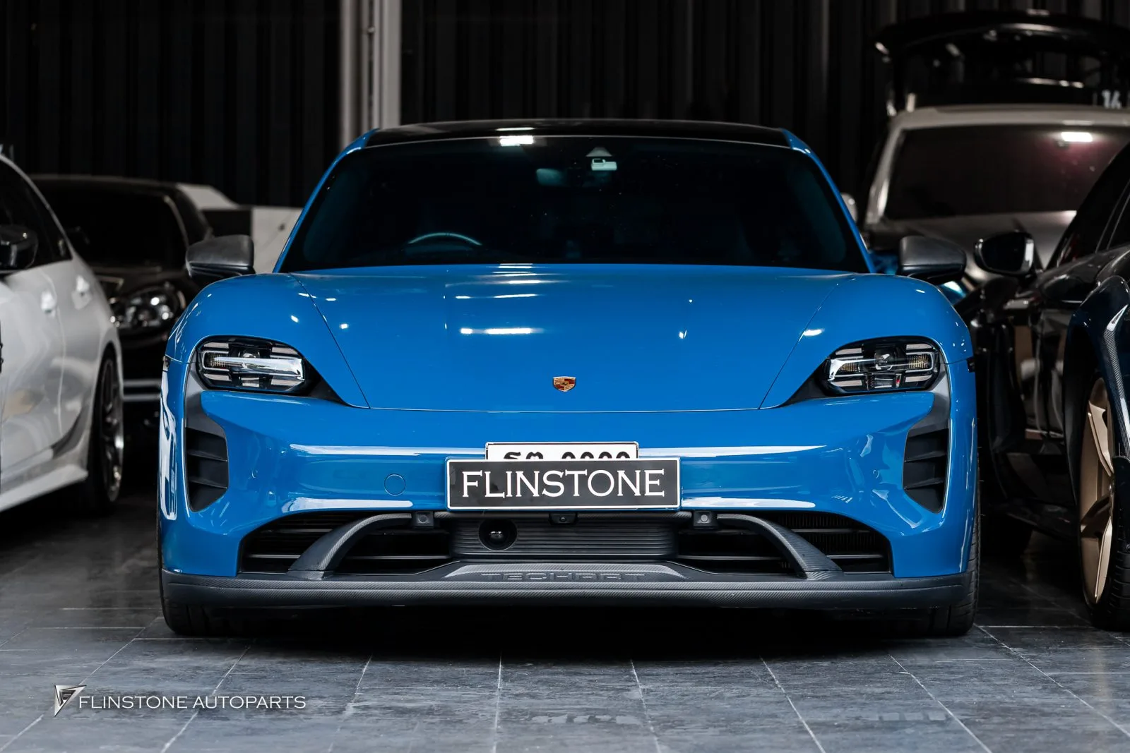 Porsche Taycan กระจก Usus