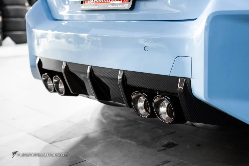 BMW M2 ดิฟ สปอยเลอร์ ปลายท่อ