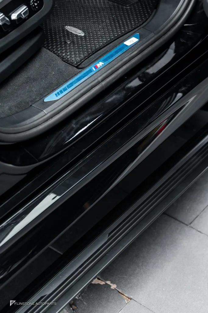 BMW X5 บันไดไฟฟ้า