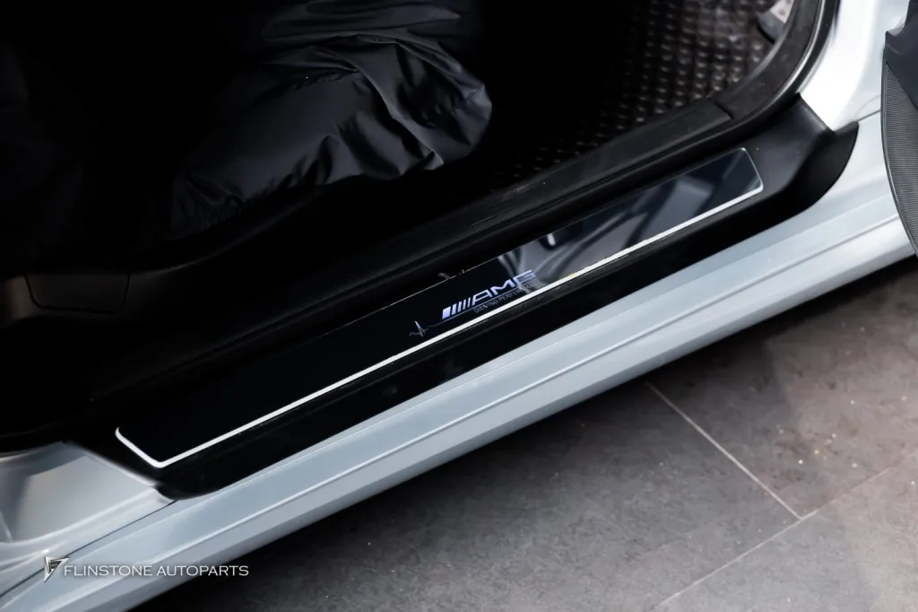 Mercedes Benz W207 ลิ้น ดิฟ กระจัง กาบบันได LED ล้อ Usus