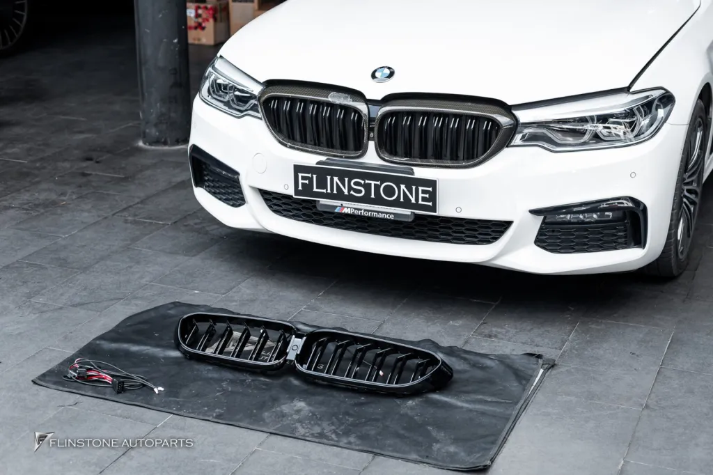 BMW G30 กระจัง LED