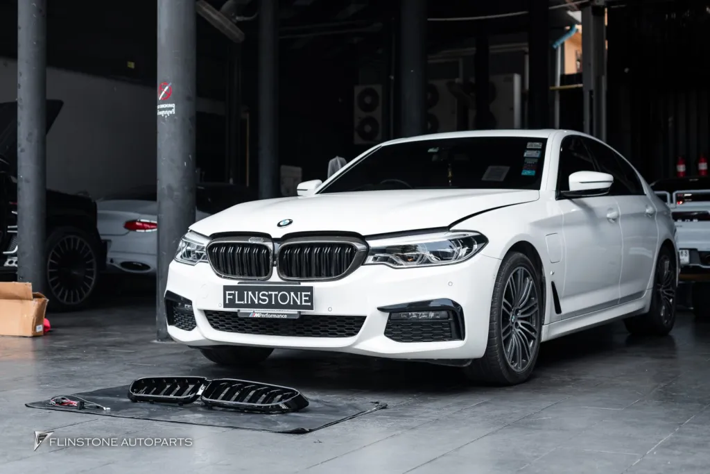 BMW G30 กระจัง LED