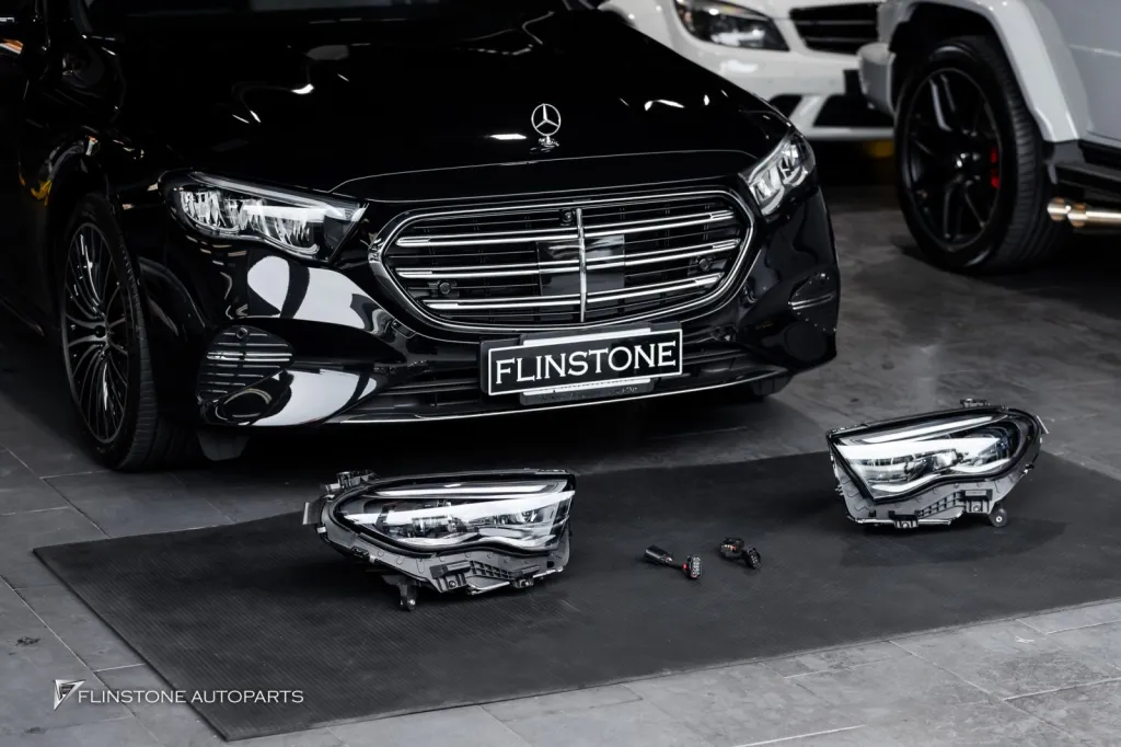 Mercedes Benz W214 ไฟหน้า Digital แท้