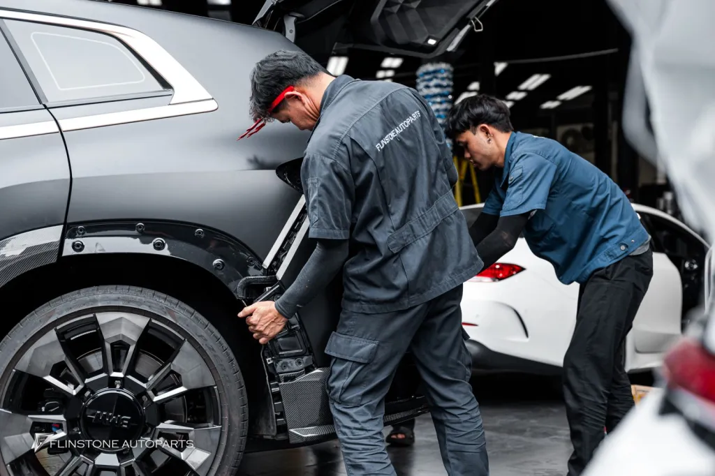 BMW XM พาร์ทคาร์บอนรอบคัน Larte Design