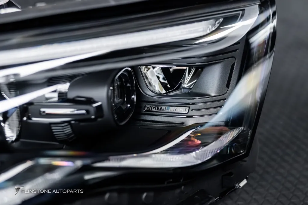 Mercedes Benz W214 ไฟหน้า Digital แท้
