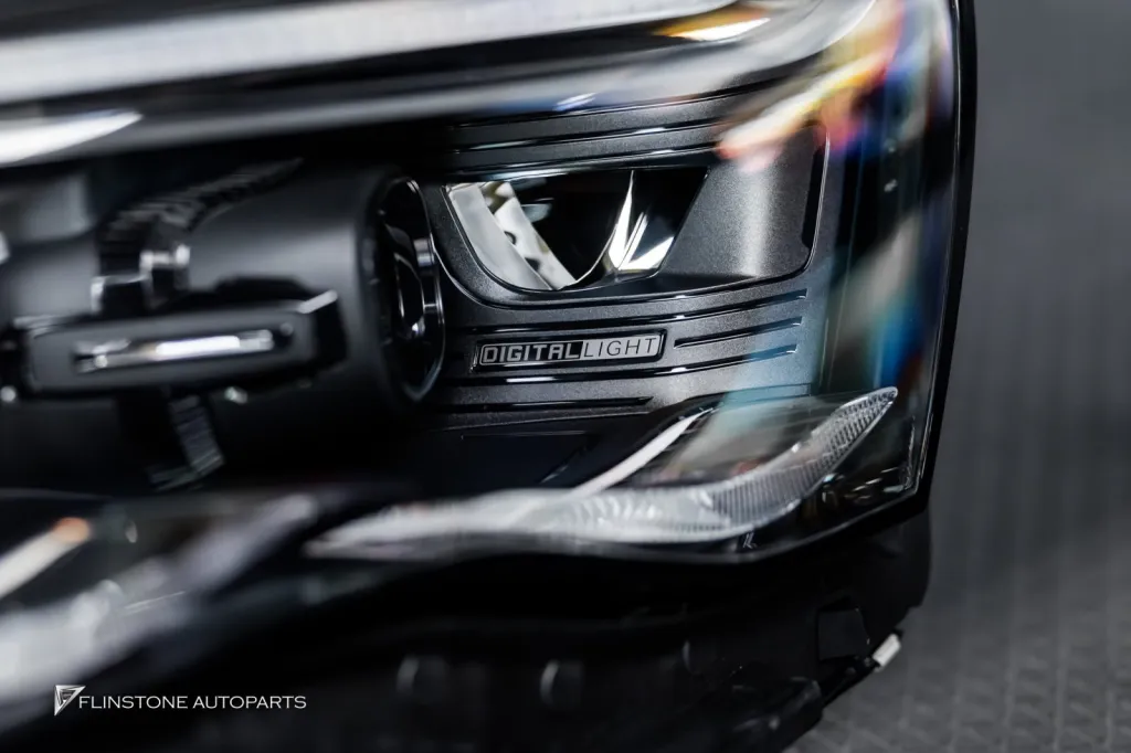 Mercedes Benz W214 ไฟหน้า Digital แท้
