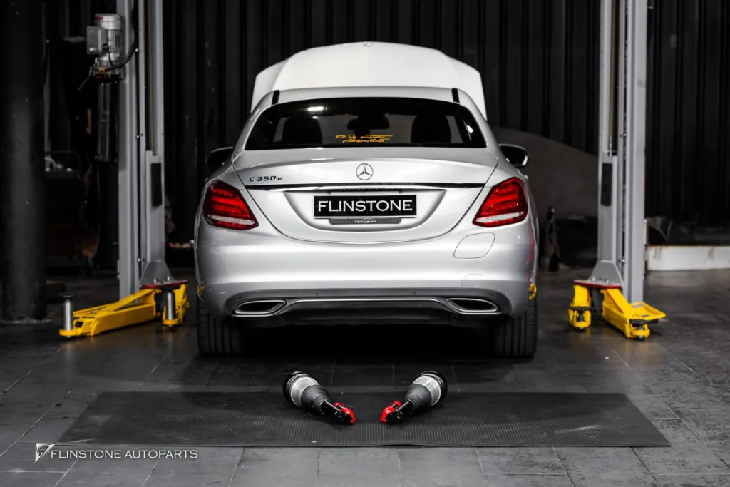 Mercedes Benz C-class โช้คถุงลมหน้า