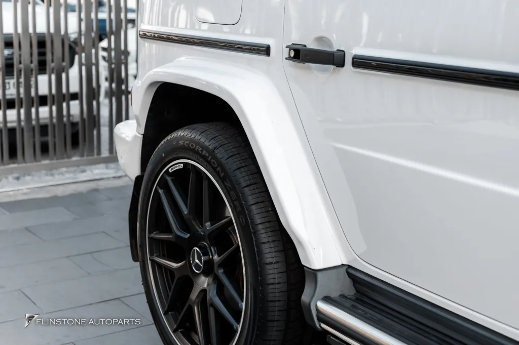 Mercedes Benz Gclass Full Body Kit 2024 Side Steps Keyless Wheels Exhaust Tips