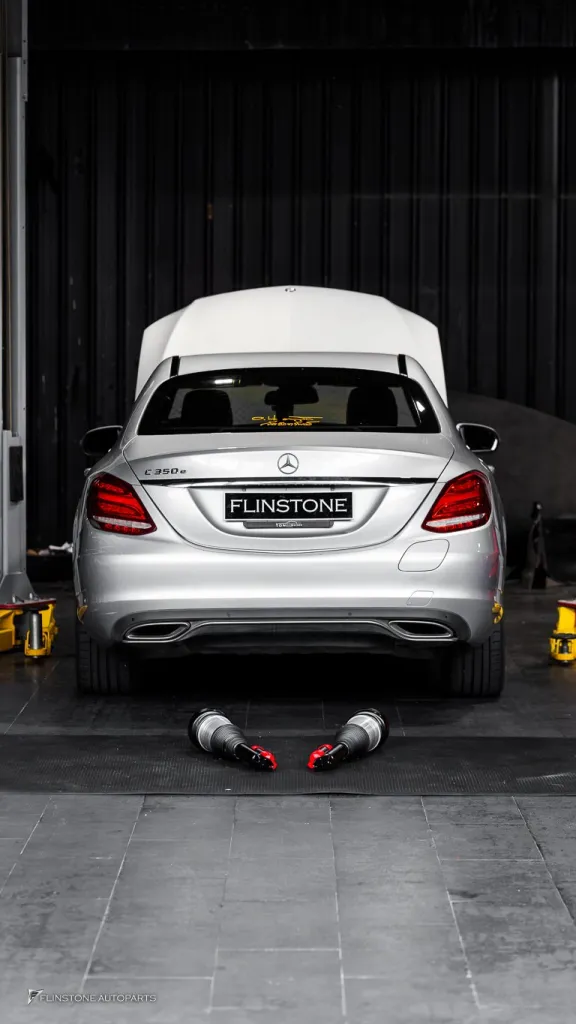 Mercedes Benz C-class โช้คถุงลมหน้า
