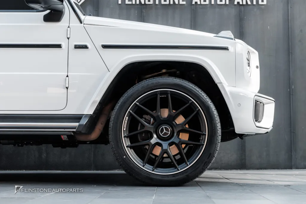 Mercedes Benz Gclass Full Body Kit 2024 Side Steps Keyless Wheels Exhaust Tips