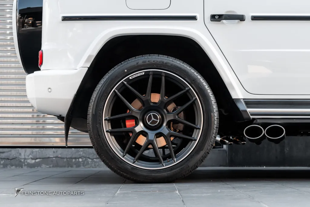 Mercedes Benz Gclass Full Body Kit 2024 Side Steps Keyless Wheels Exhaust Tips