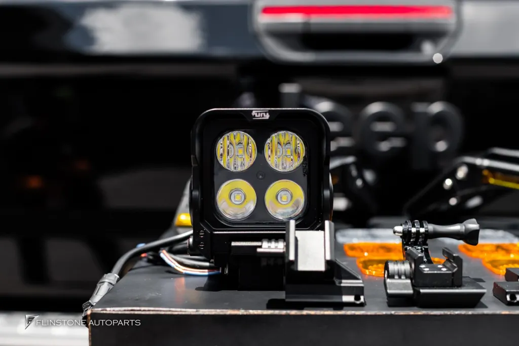 Jeep Rubicon ไฟสปอร์ตไลท์