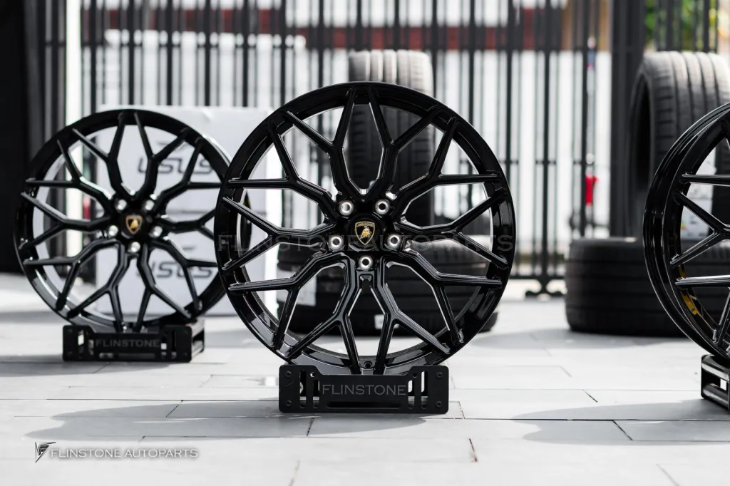 Lamborghini Urus ล้อ Usus