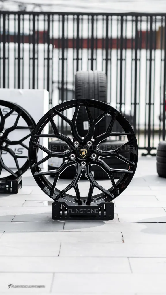 Lamborghini Urus ล้อ Usus