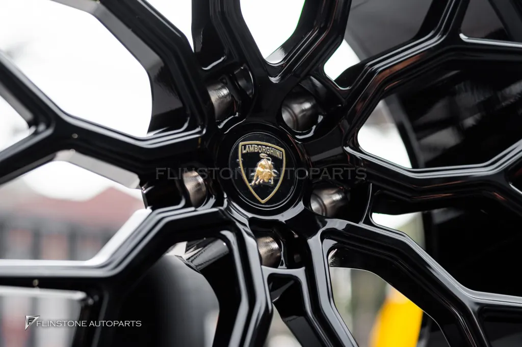 Lamborghini Urus ล้อ Usus