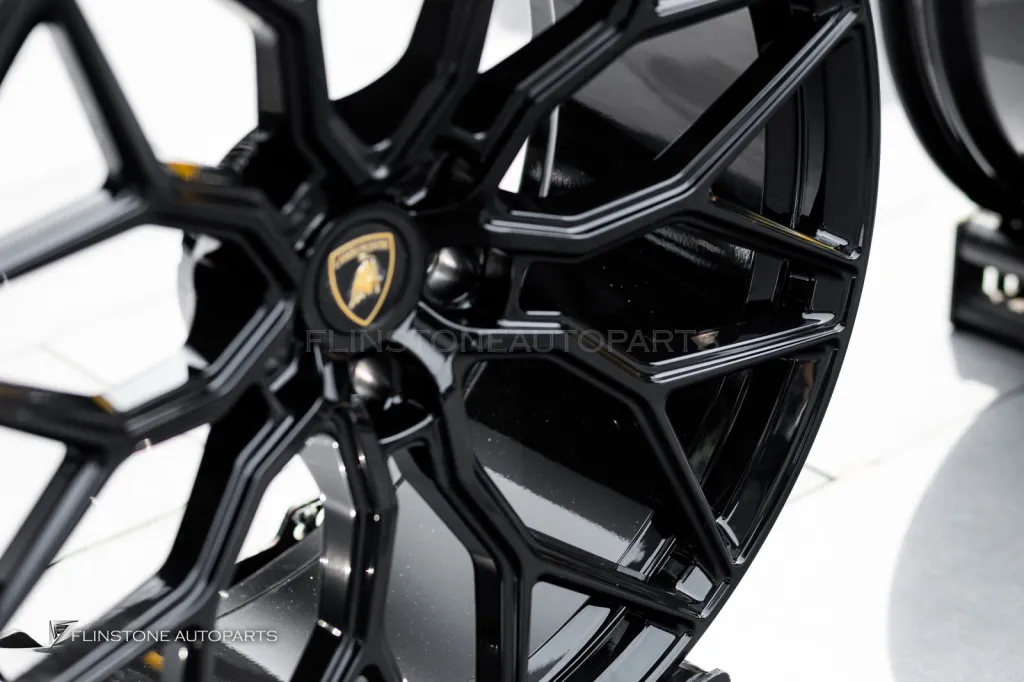 Lamborghini Urus ล้อ Usus