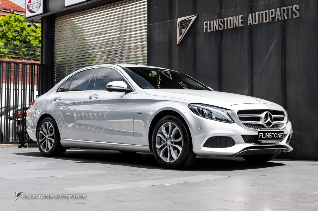 Mercedes Benz C-class โช้คถุงลมหน้า