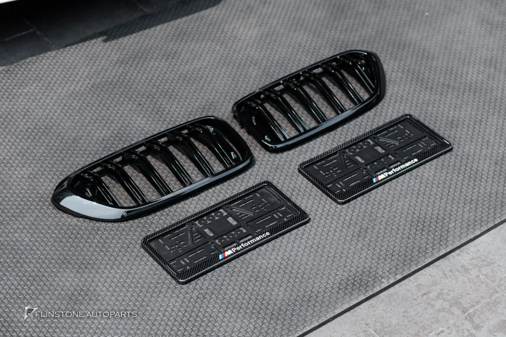 BMW G30 กรอบป้าย