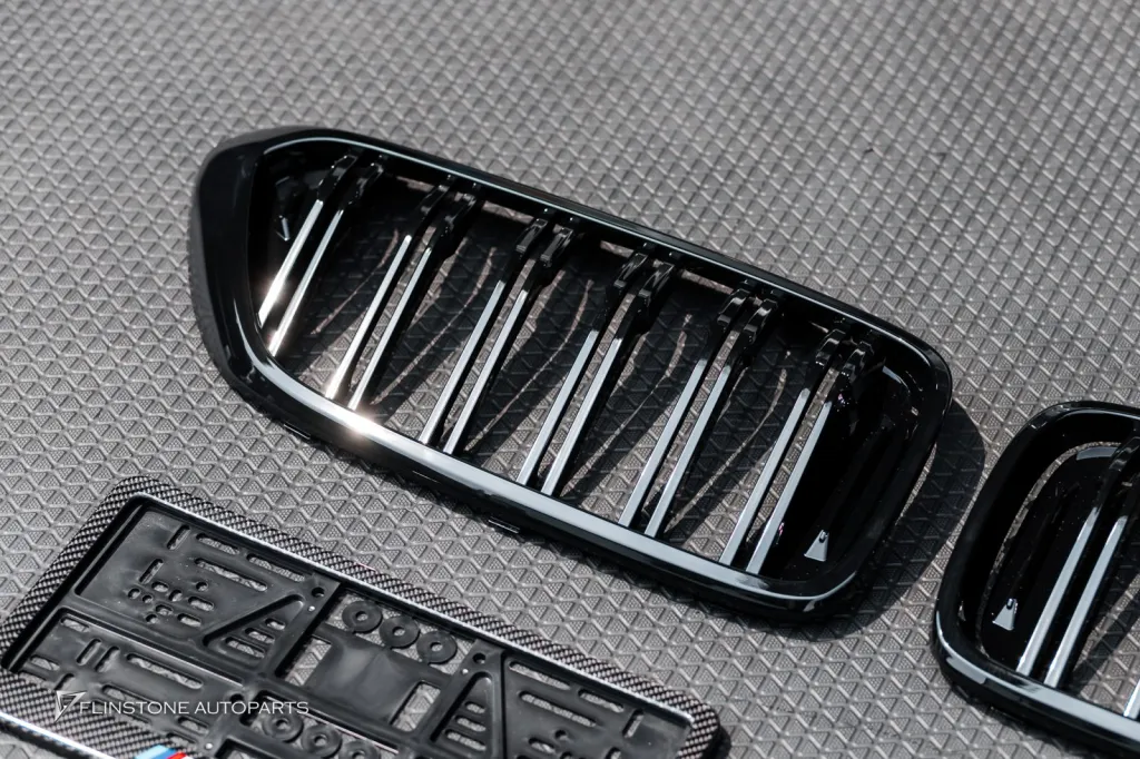 BMW G30 กรอบป้าย