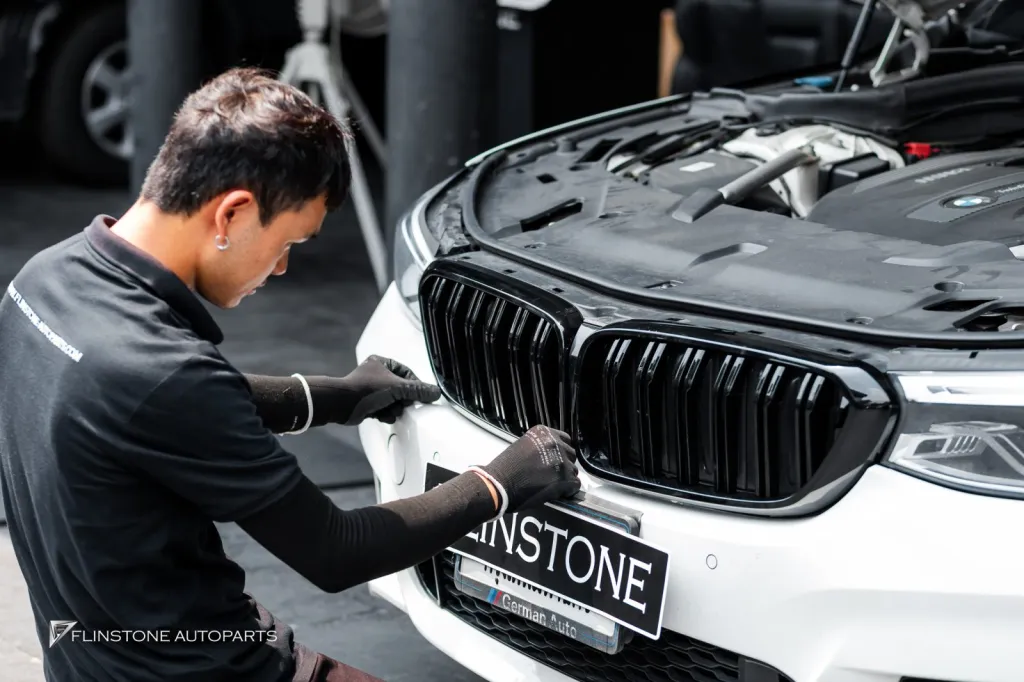BMW G30 กรอบป้าย