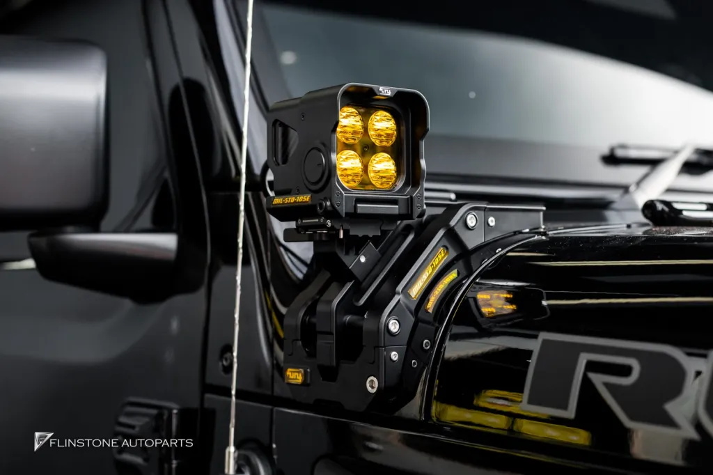 Jeep Rubicon ไฟสปอร์ตไลท์