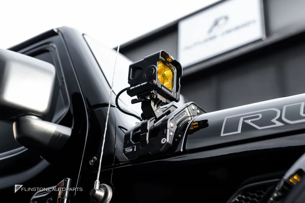 Jeep Rubicon ไฟสปอร์ตไลท์