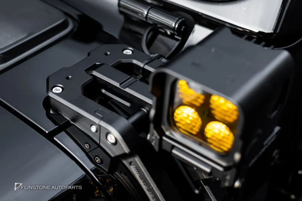 Jeep Rubicon ไฟสปอร์ตไลท์