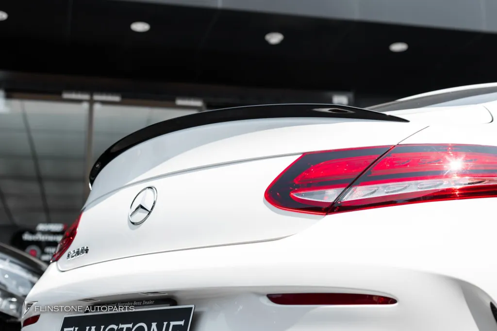 Mercedes Benz C205 สปอยเลอร์