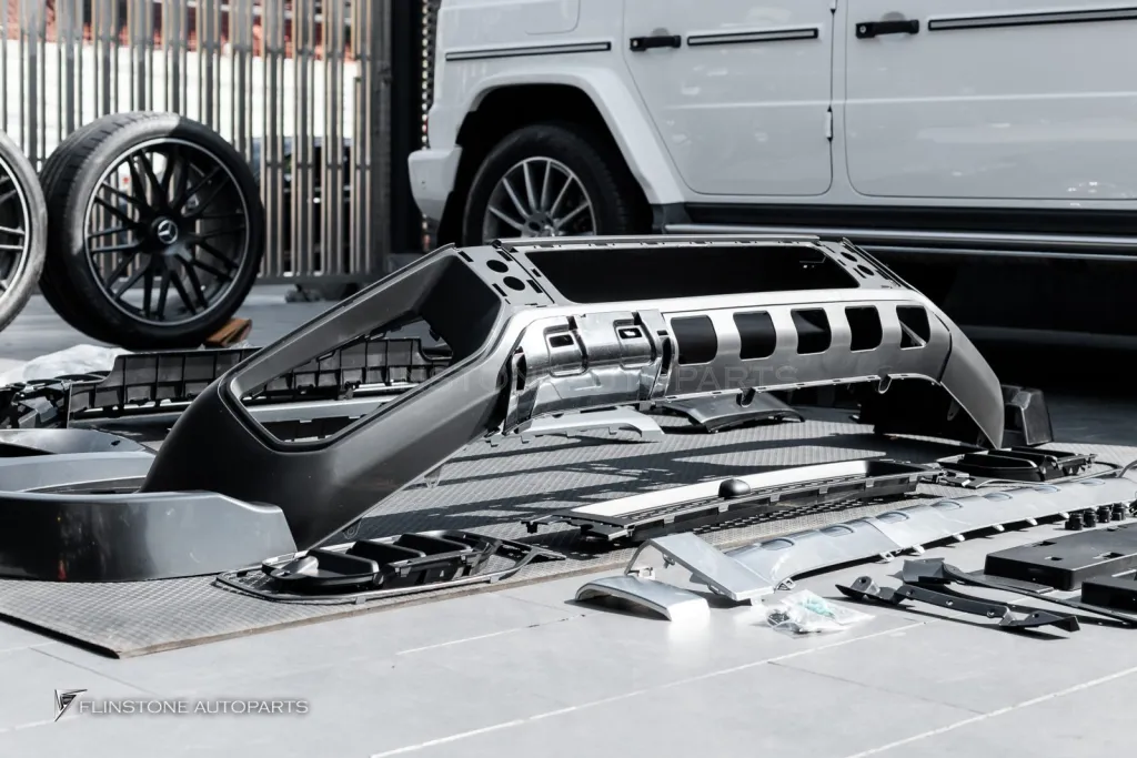 Mercedes Benz Gclass Full Body Kit 2024 Side Steps Keyless Wheels Exhaust Tips