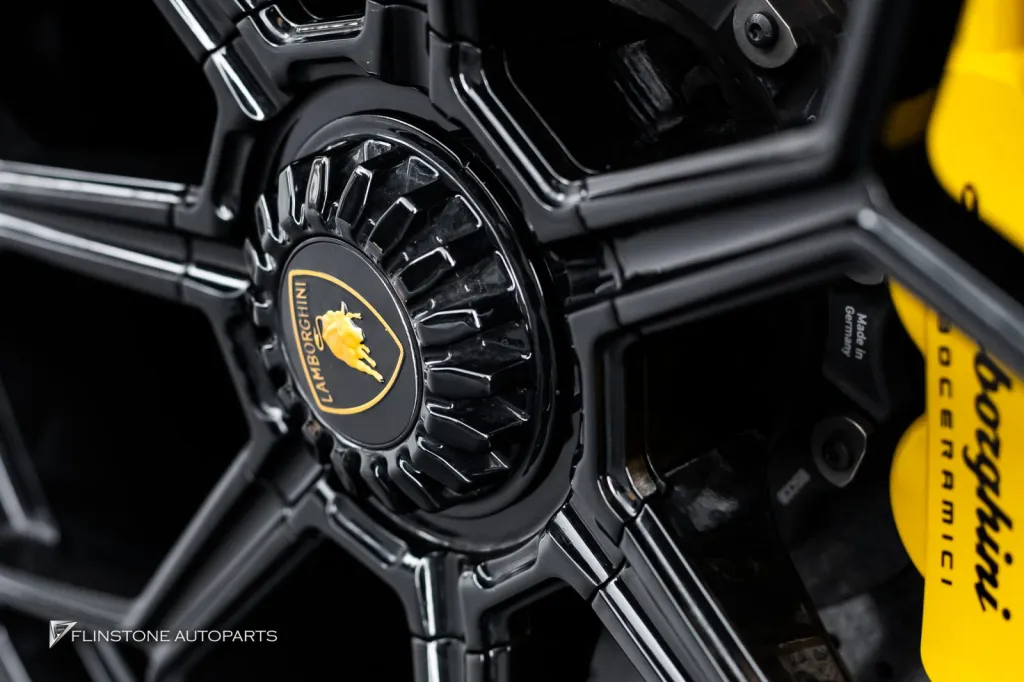 Lamborghini Aventador ฝาล้อ