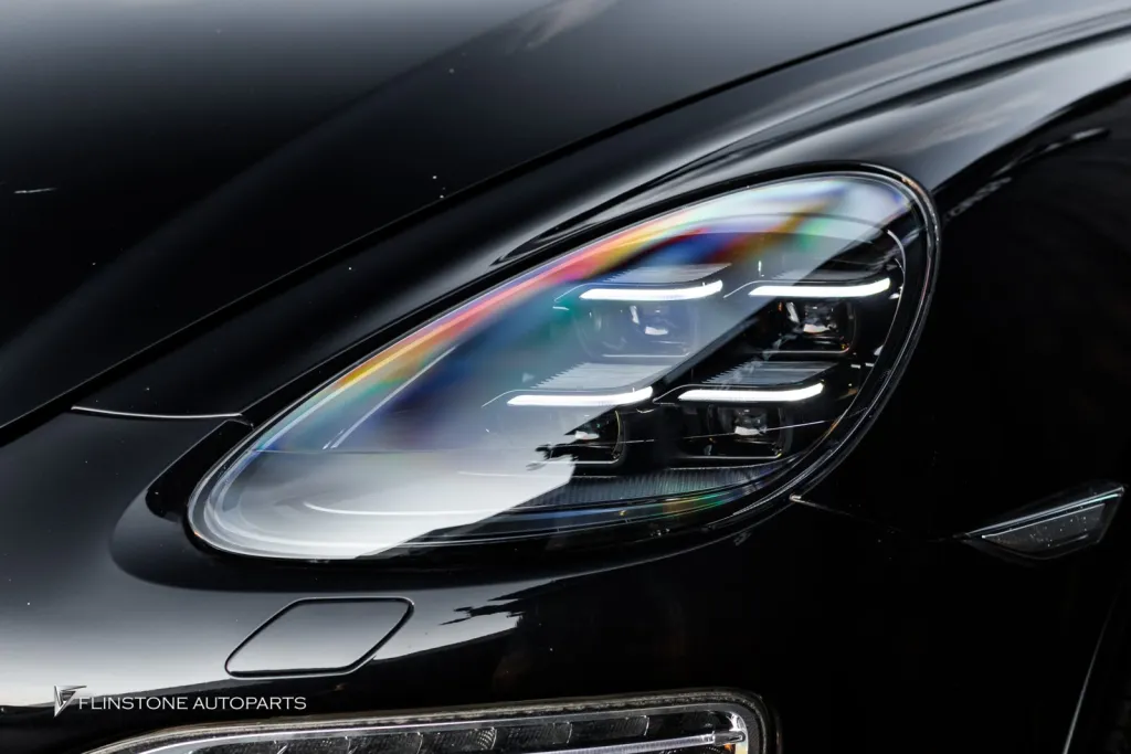 Porsche Cayenne ไฟหน้า