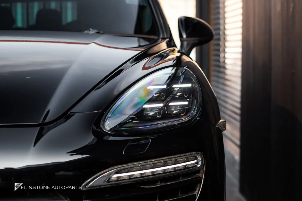 Porsche Cayenne ไฟหน้า