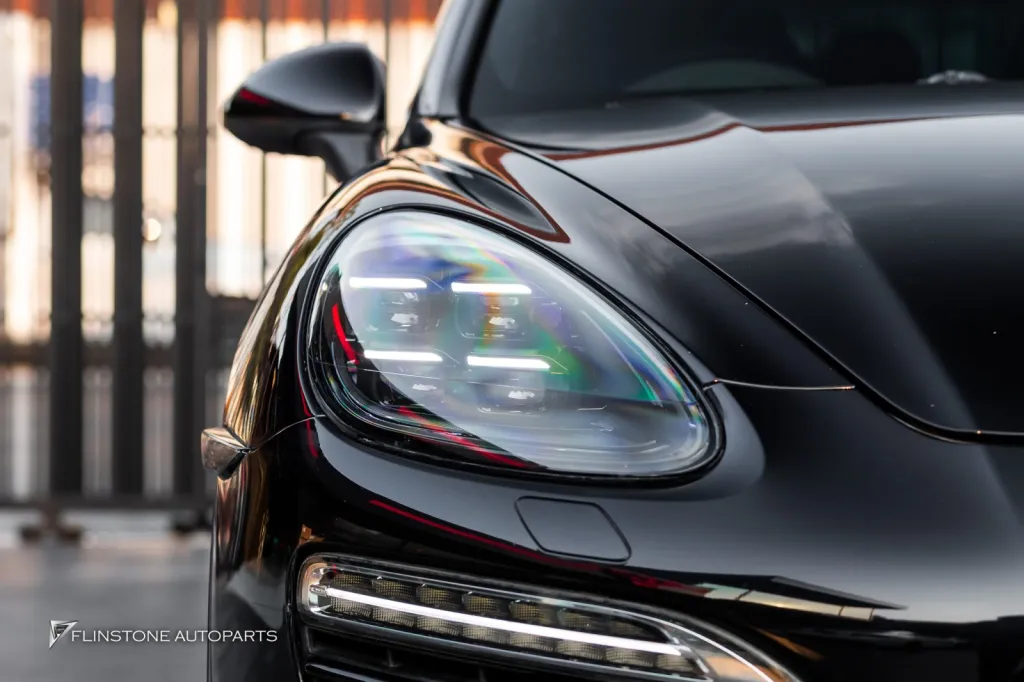 Porsche Cayenne ไฟหน้า