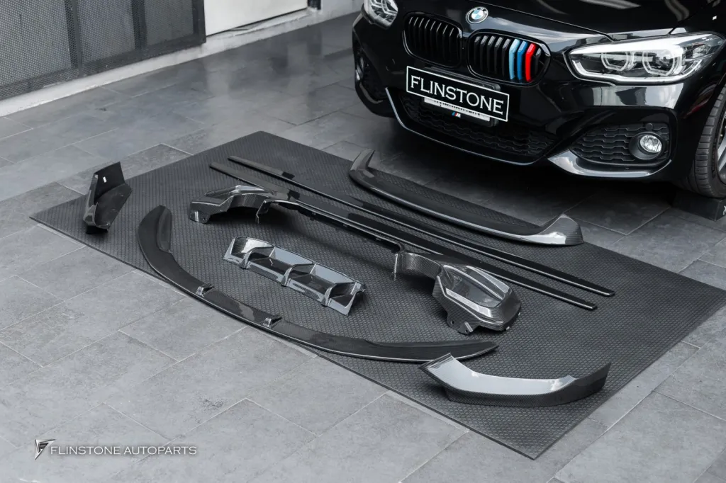 BMW 118i Full Carbon Body Parts