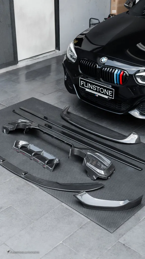BMW 118i Full Carbon Body Parts