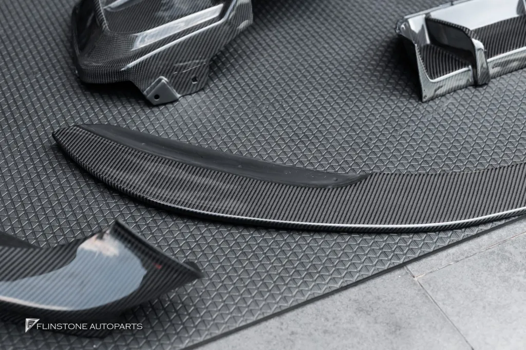 BMW 118i Full Carbon Body Parts