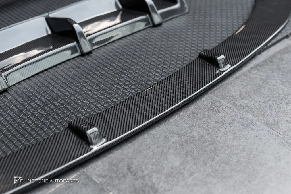 BMW 118i Full Carbon Body Parts