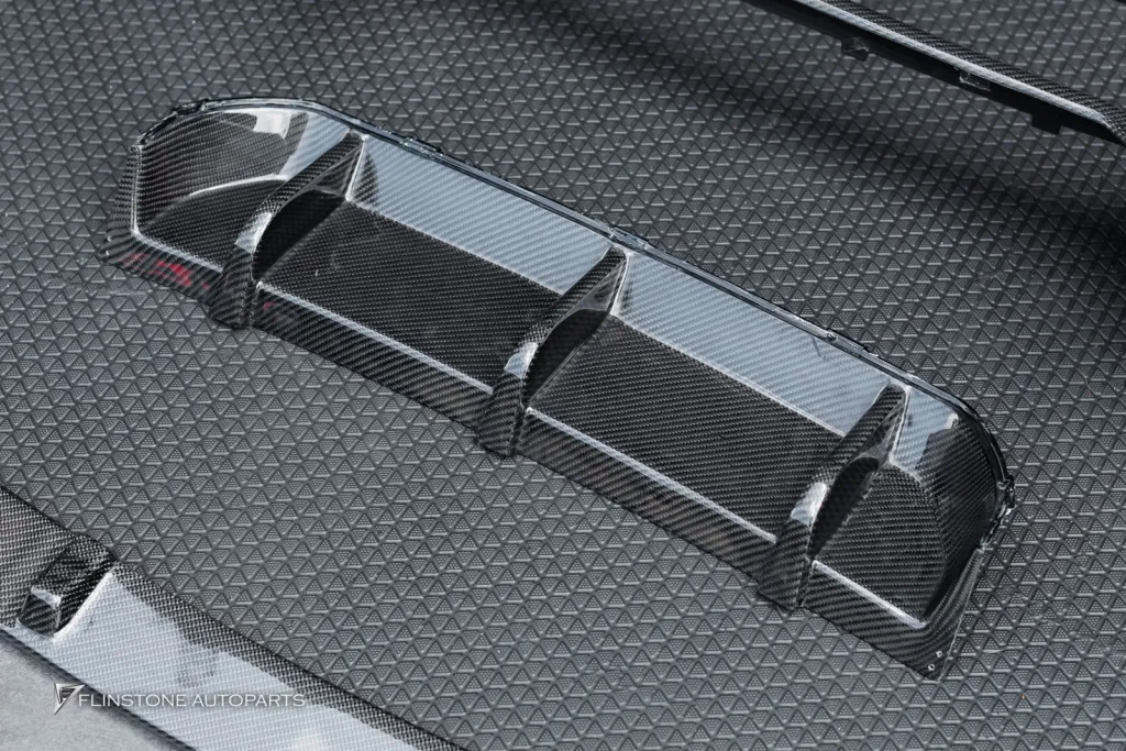BMW 118i Full Carbon Body Parts