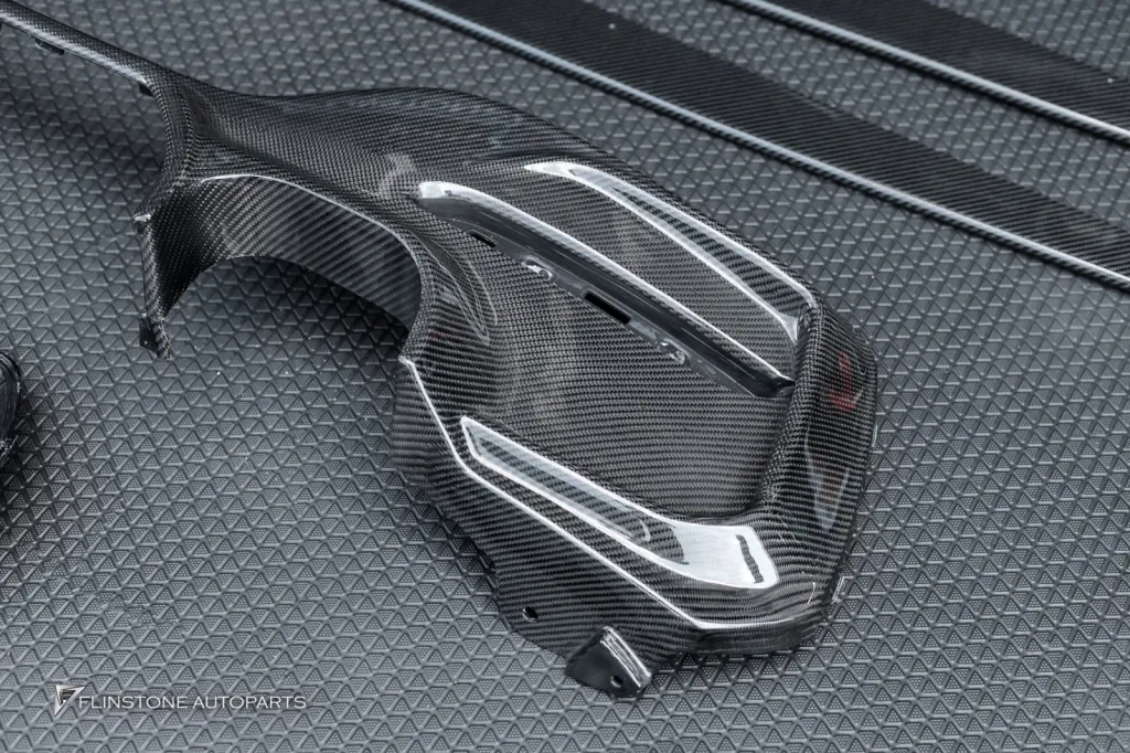 BMW 118i Full Carbon Body Parts