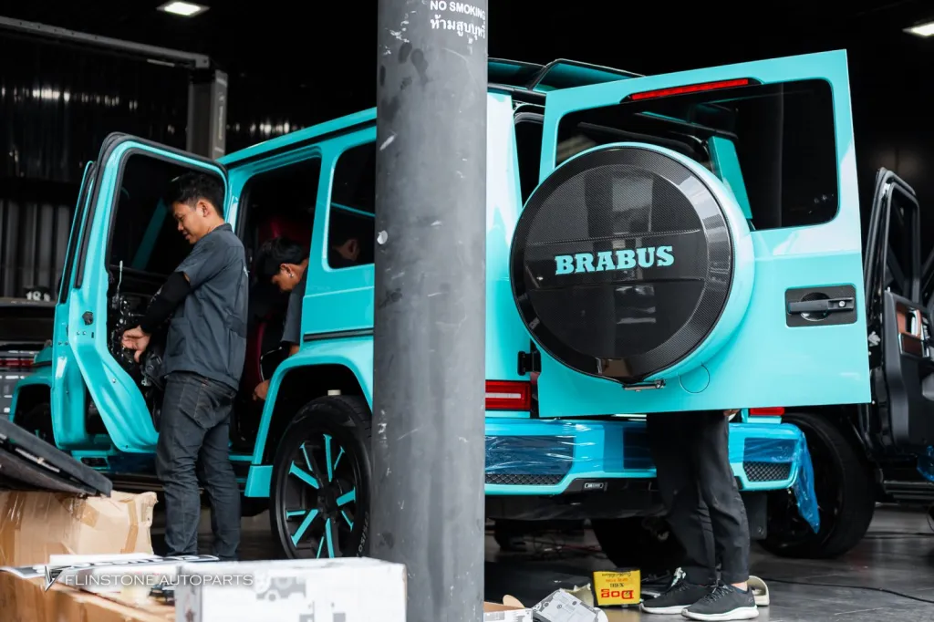 Mercedes Benz Gclass Tiffany blue Keyless