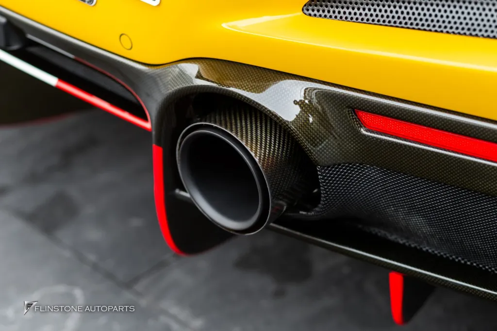 Ferrari F8 ท่อ Novitec