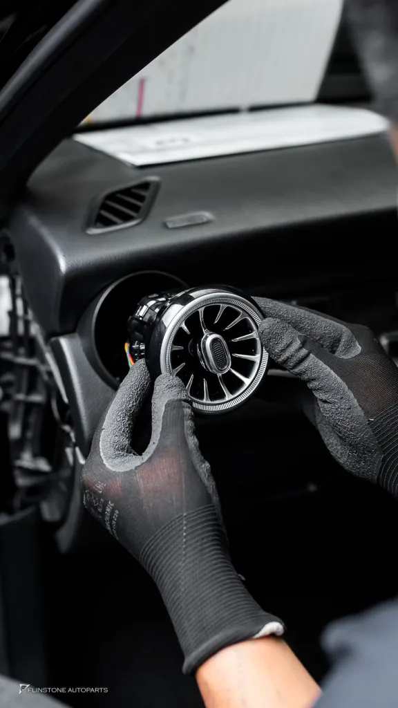 Mercedes Benz Glc ไฟช่องแอร์ Twister